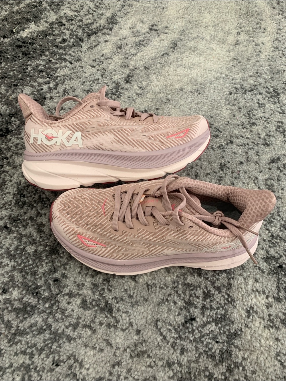 Hoka One Clifton 9 Pink Running Shoes for Woman Sizes 6 / 7 / 8